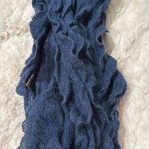 Long wool scarf